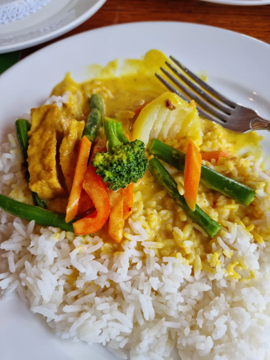 Yellow Curry with Tofu, Healesville Thai Kitchen