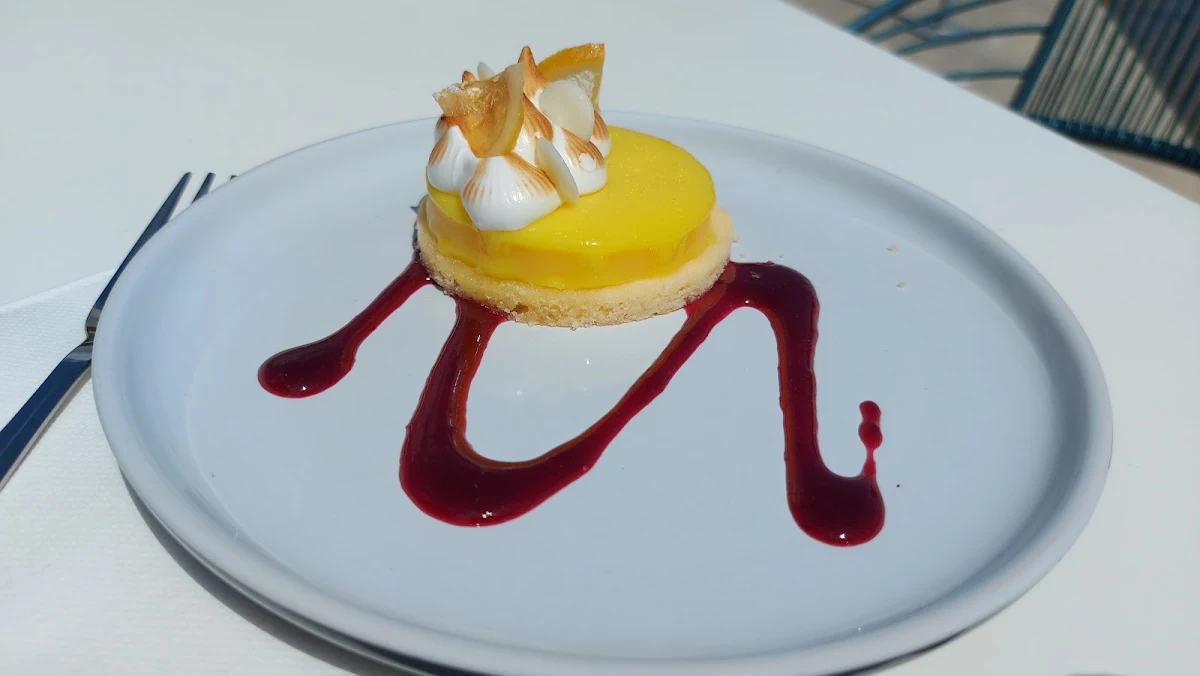 Lemon Meringue Pie, The Happy Wife