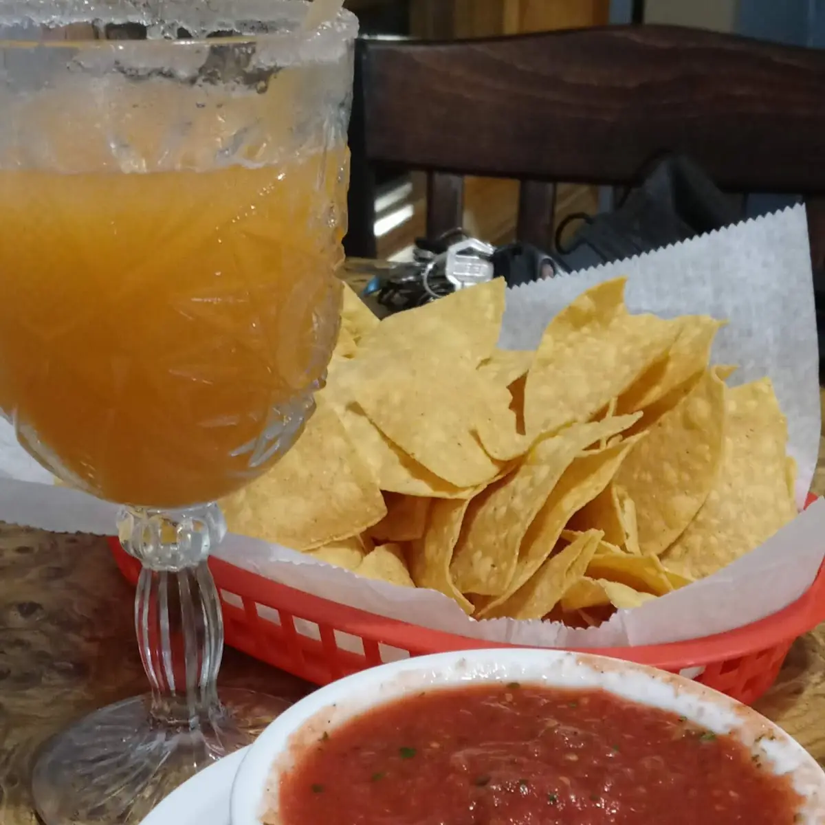 Peach Margarita Chips & Salsa