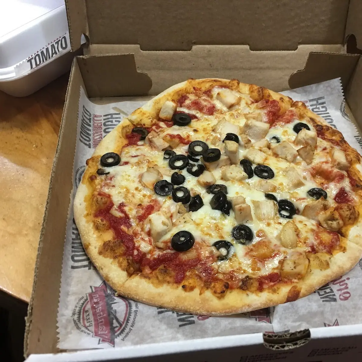 Chicken and Olive Pizza