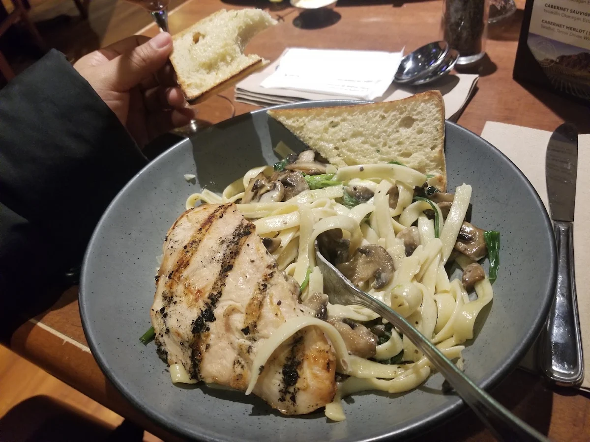 Chicken Fettuccine Alfredo