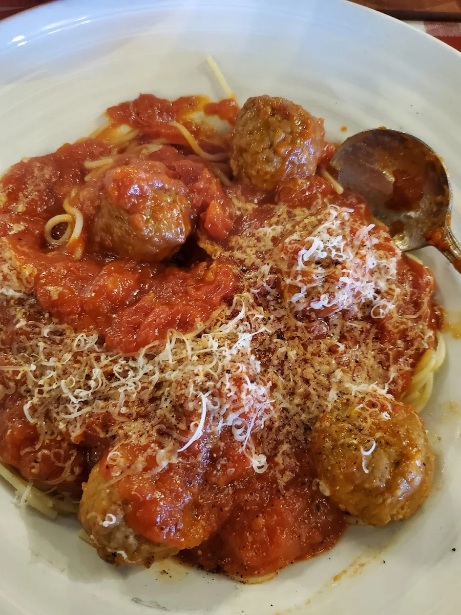 East Side Mario's Spaghetti with Meatballs