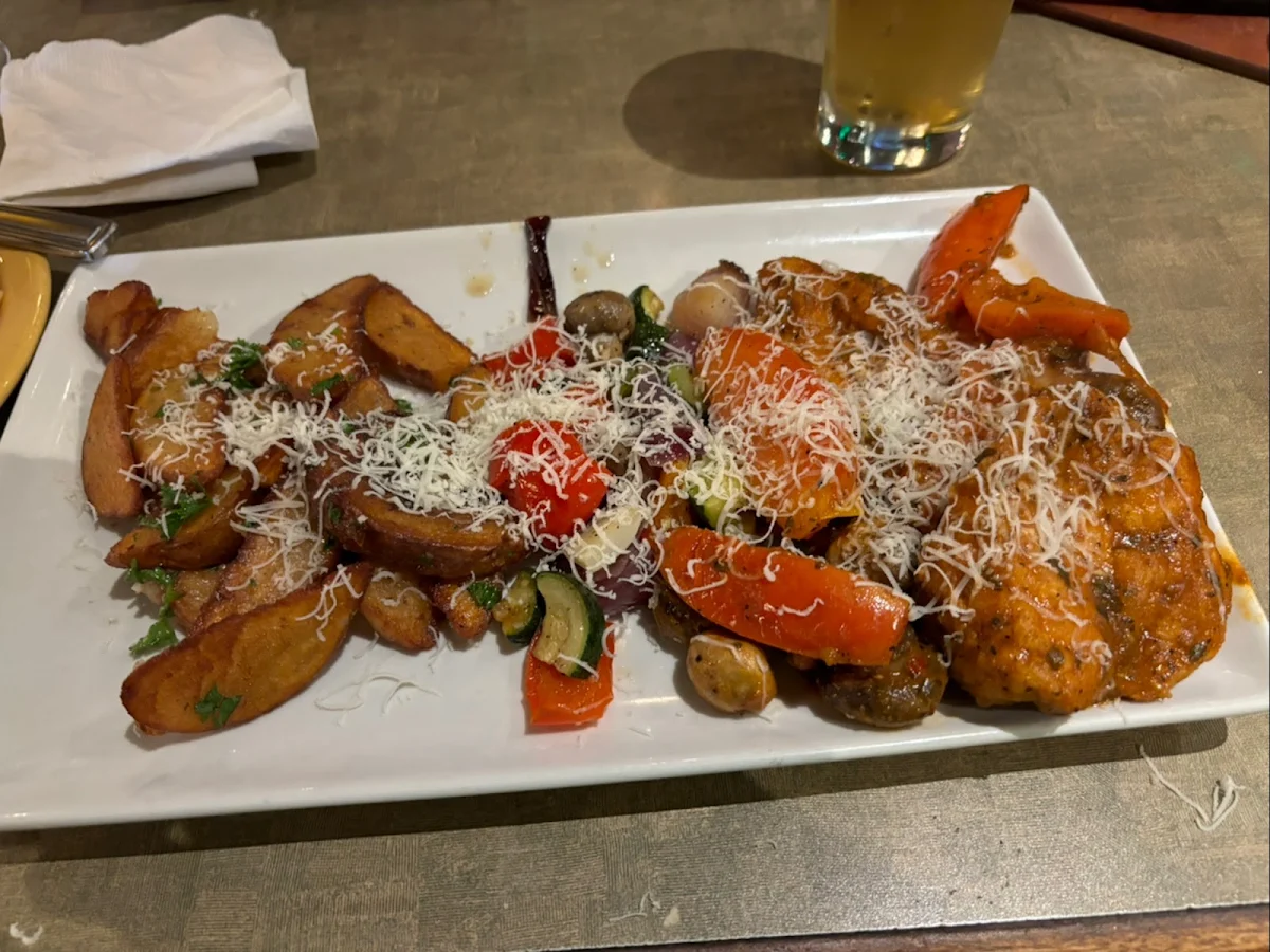 Hell's Kitchen Chicken, East Side Mario's