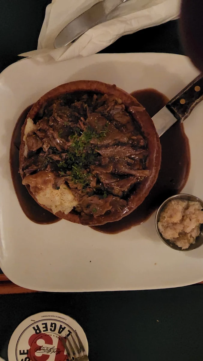 Scotch Meat Pie, The Cat & The Fiddle Lindsay