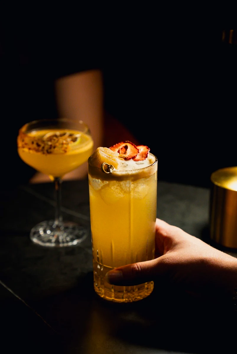 Highlights, Places Bar & Tapas