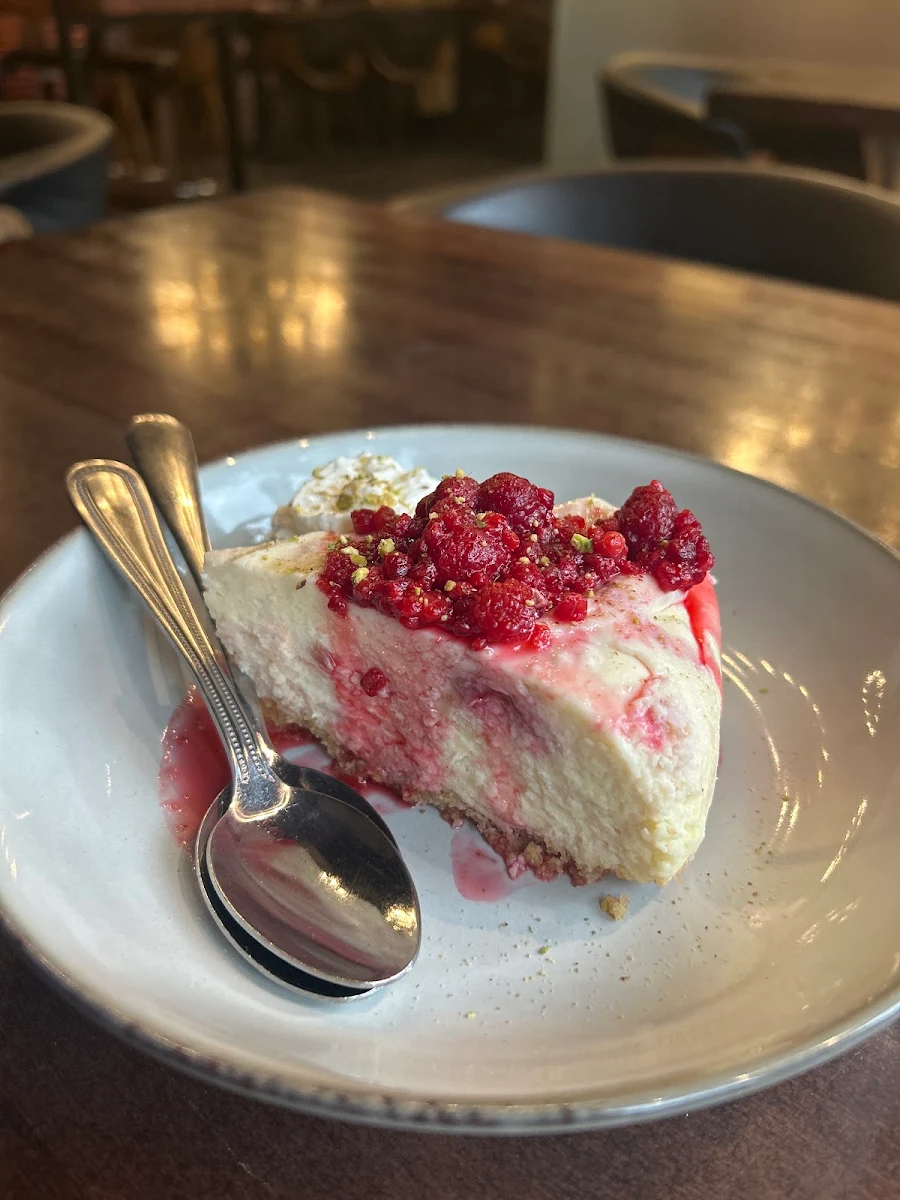 Layali Cheesecake