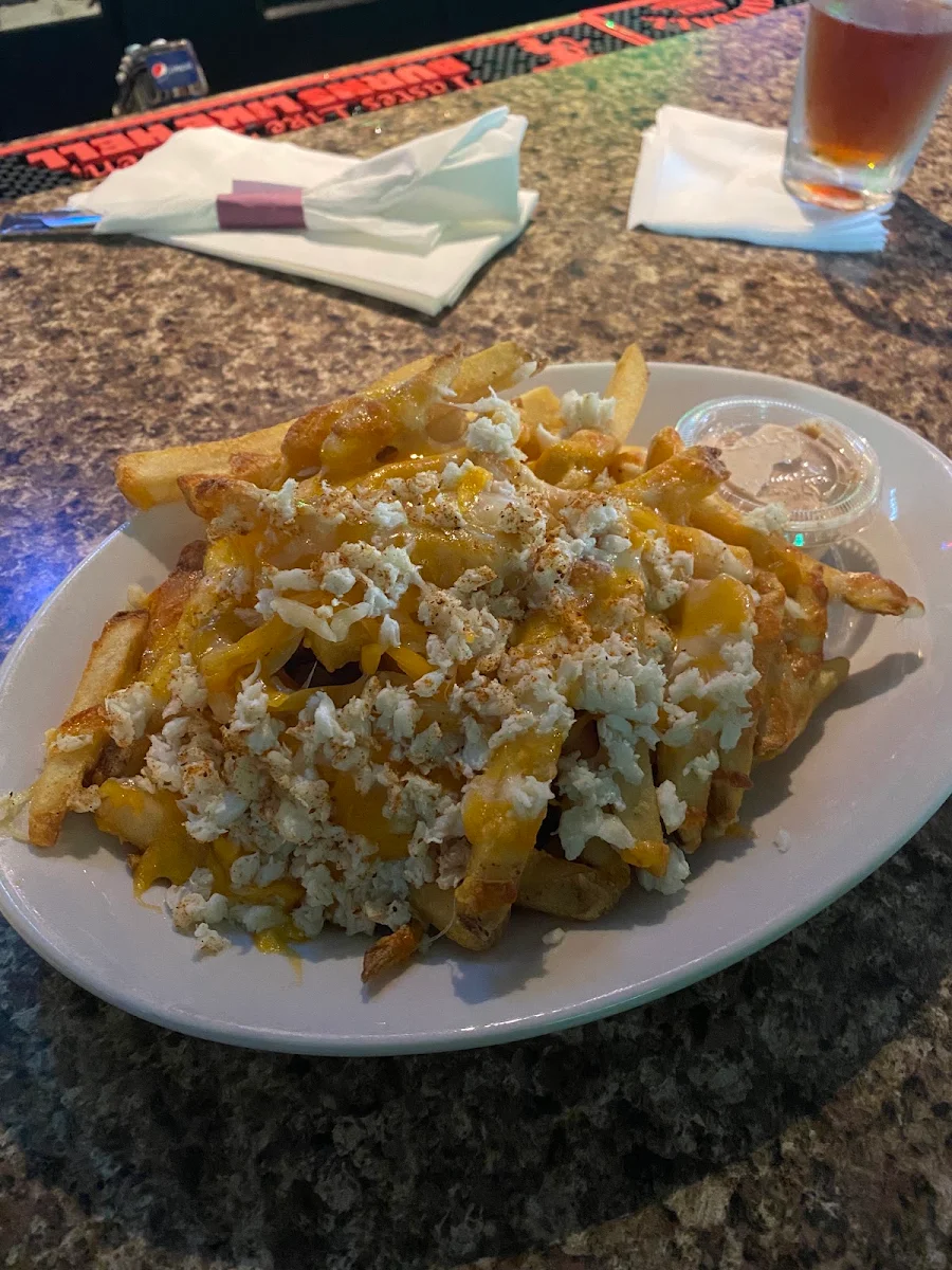 Crabby Cheese Fries