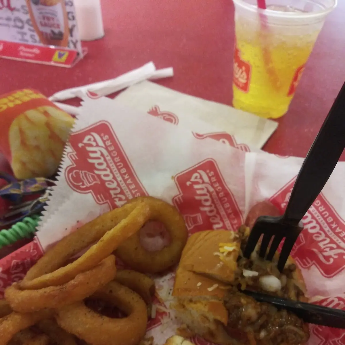 Chili Dog & Onion Rings