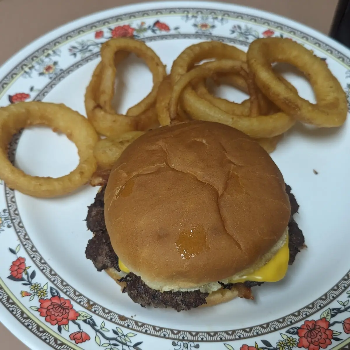 Bacon Cheeseburger with Onion Rings