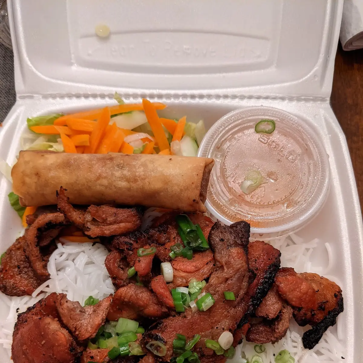 Bún Thịt Nướng Chả Giò Bì