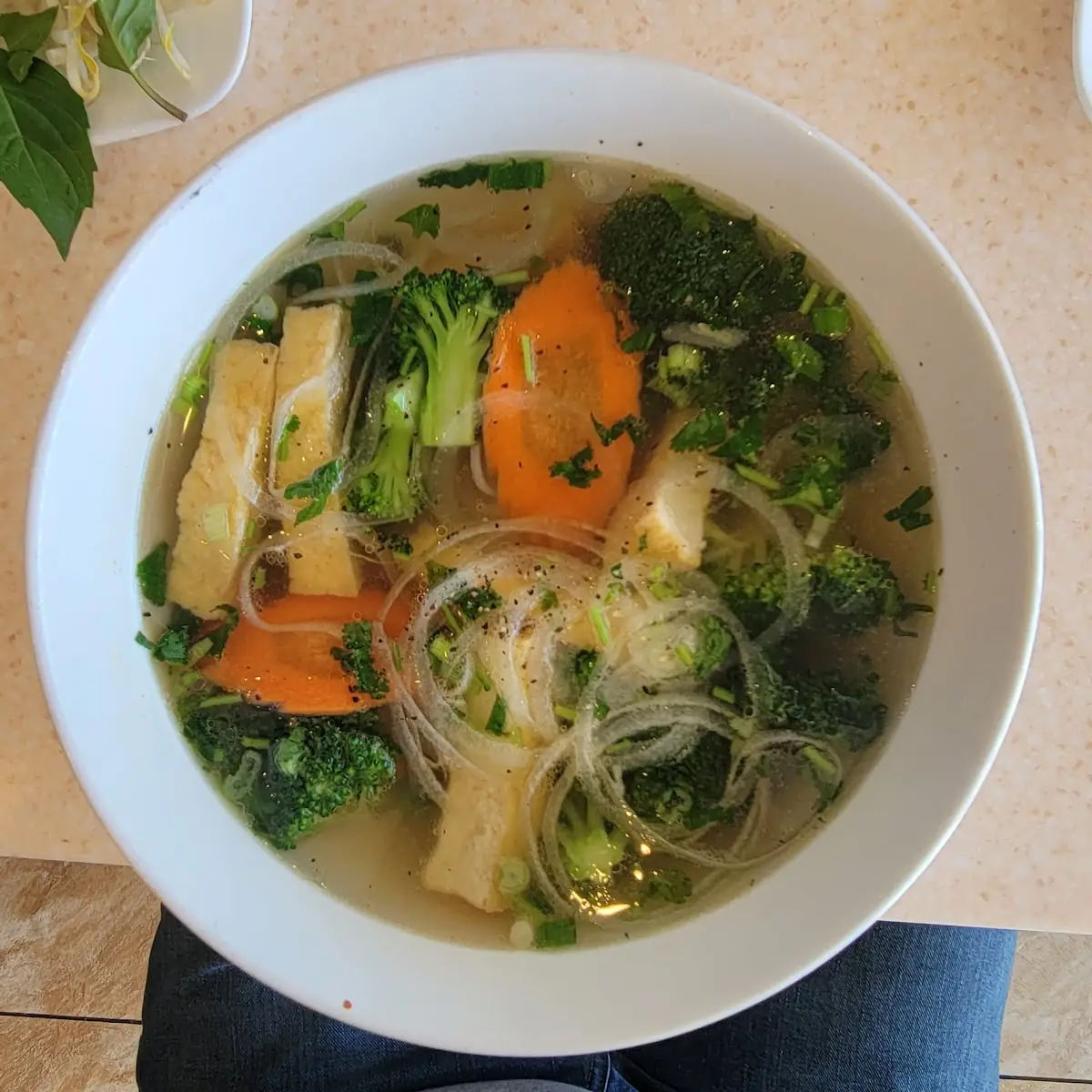 - Vegetarian Phở