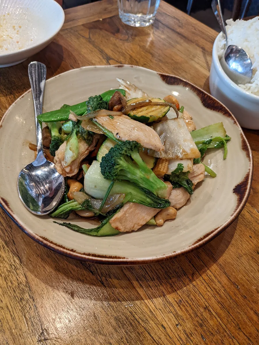 Chicken Cashew Nut, Thai Fusion