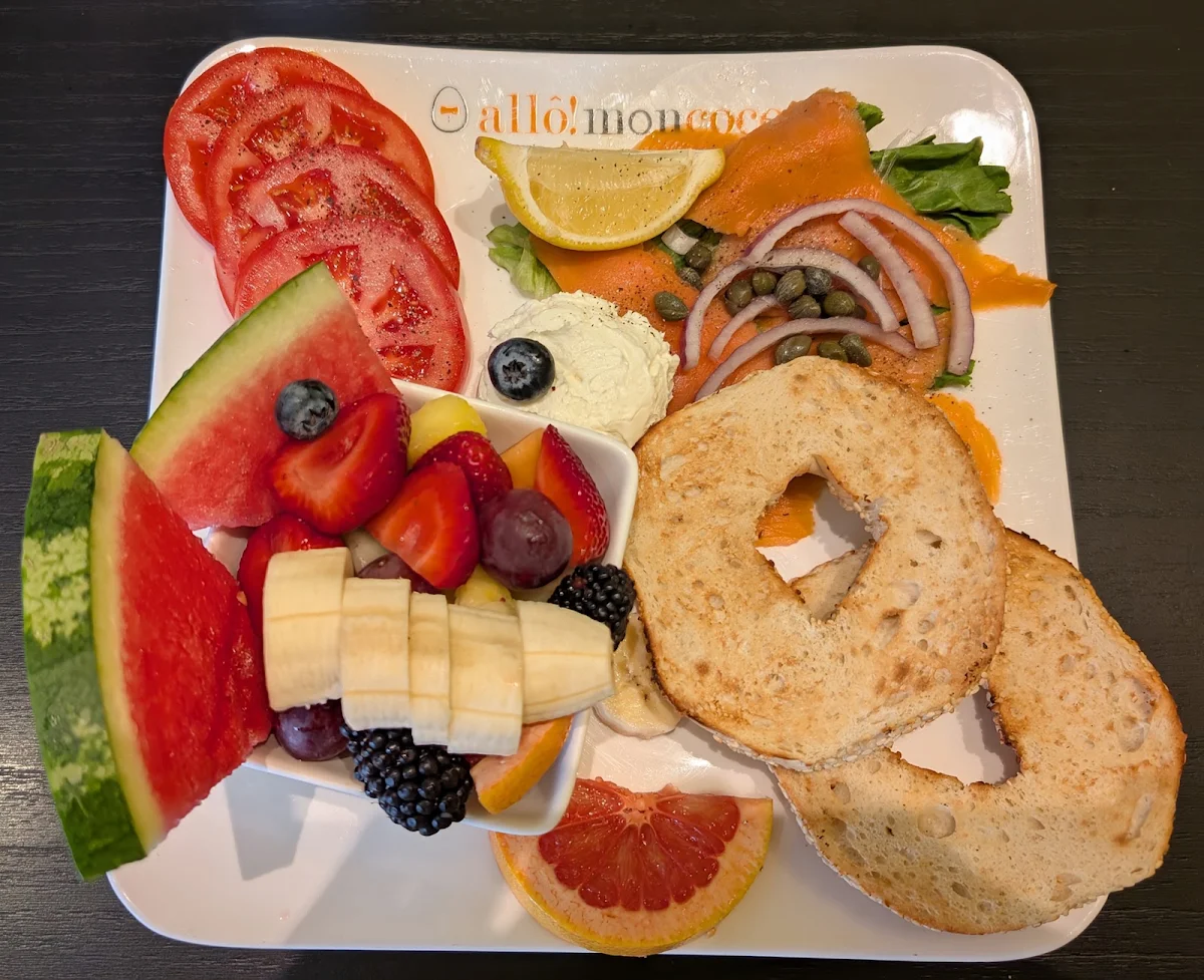 Bagel Fromage À la Crème & Fruits