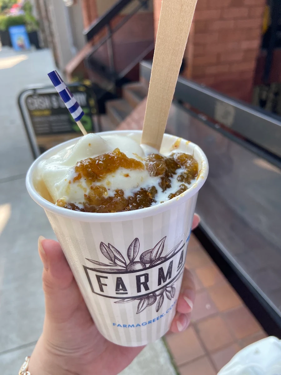 Fig Jam, Farma Greek