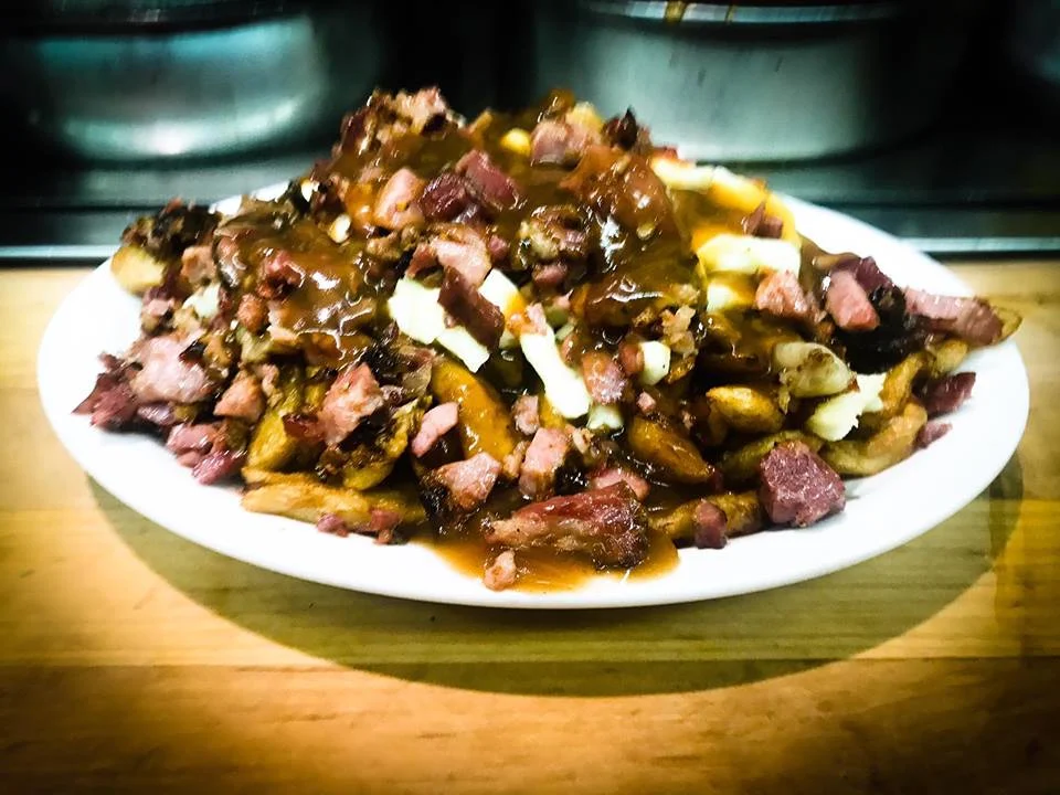 6. Sous-marin 7" à la viande fumée / 7" Smoked Meat Sub
