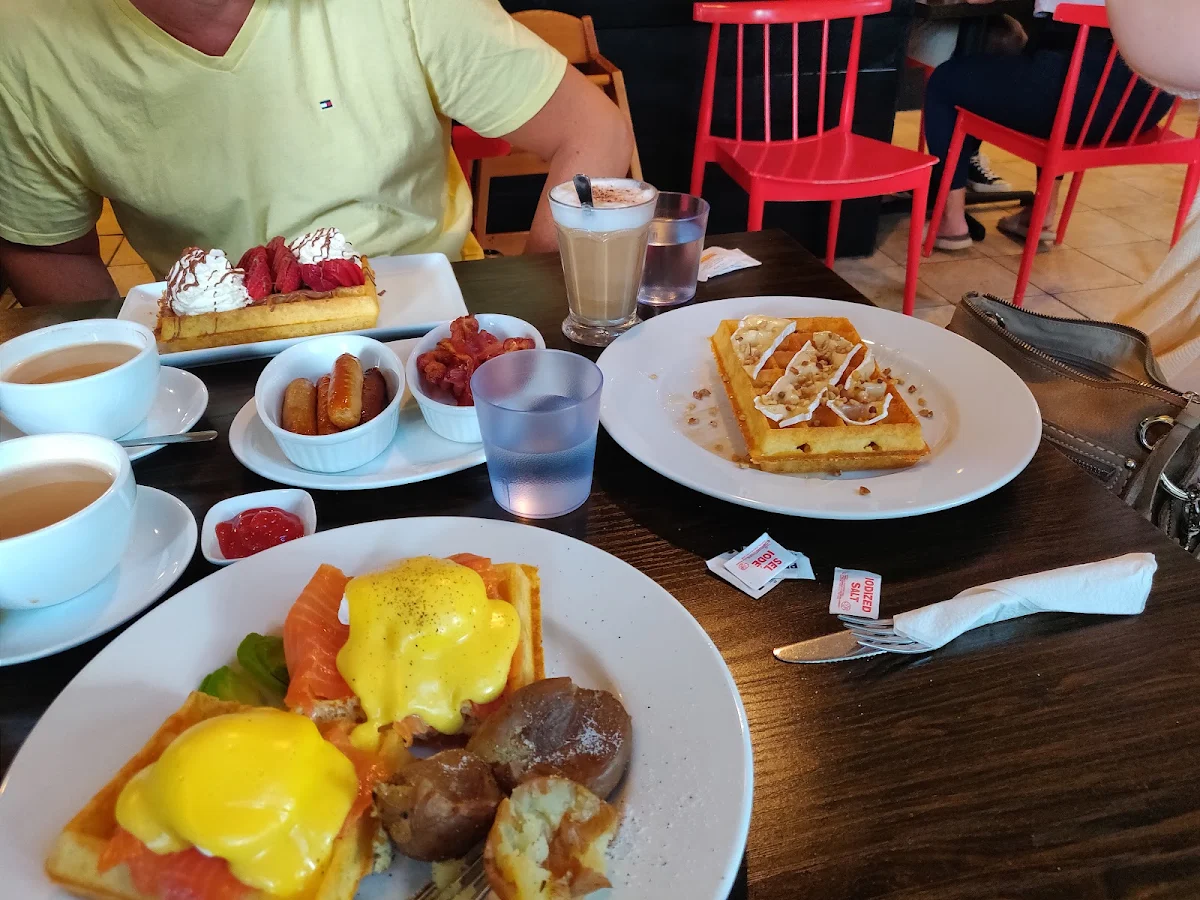 Eggs Benny, Le Petit Belge
