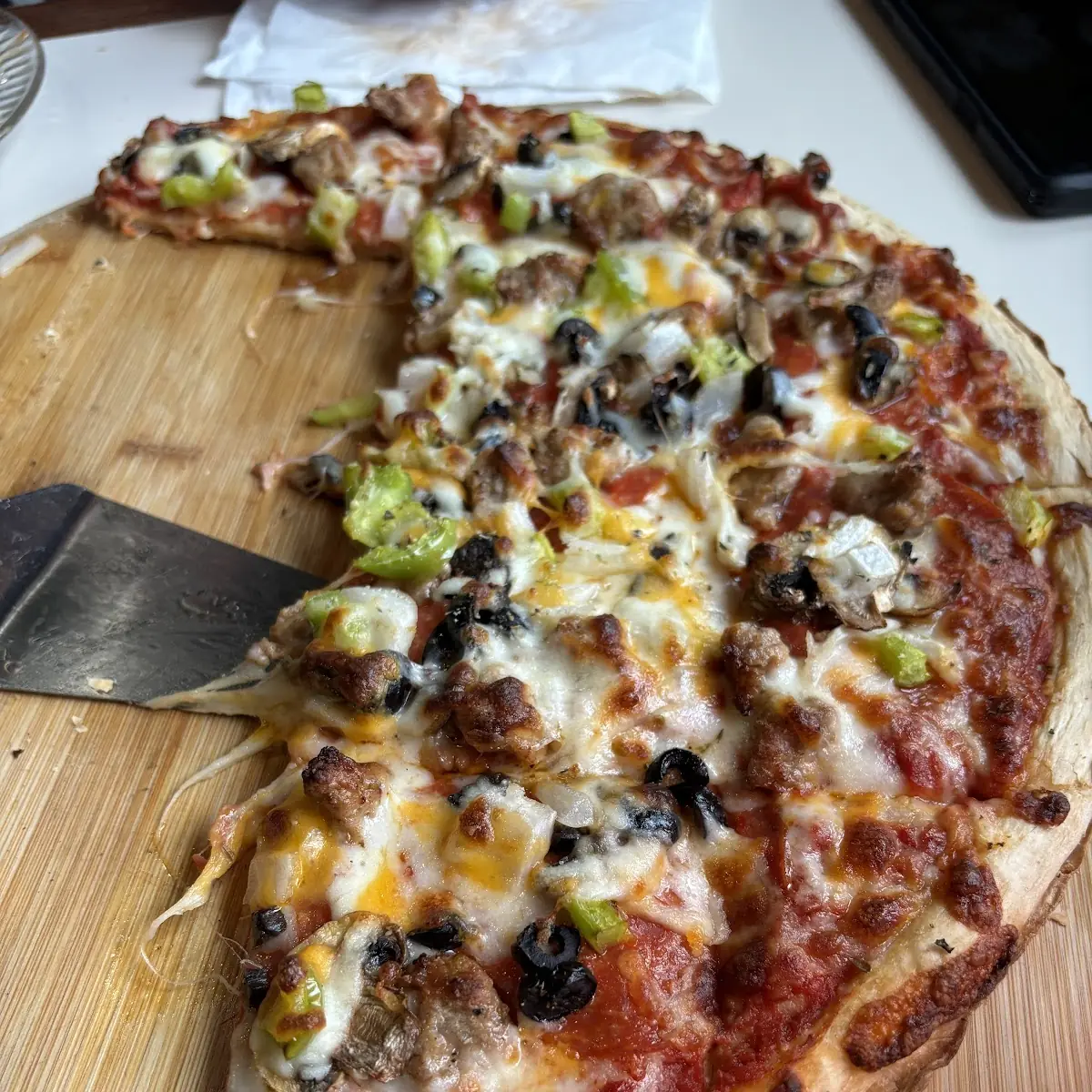 Deluxe Pizza