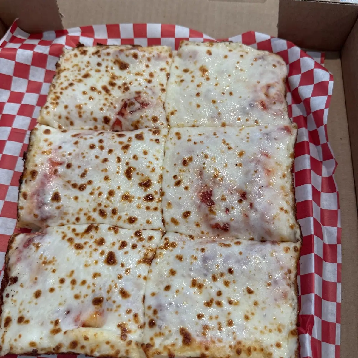 Detroit Style Cheese Lovers Pizza