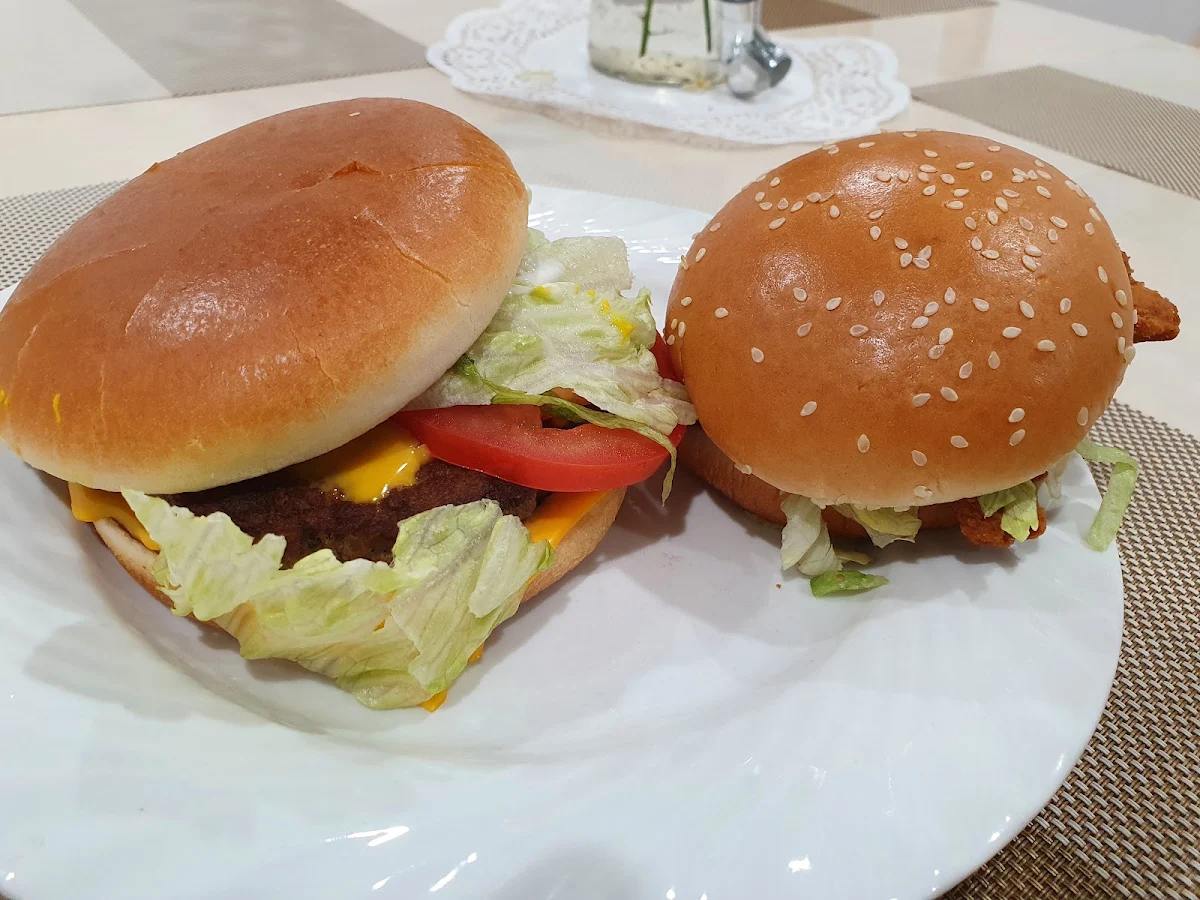 Angus Burger, McDonald's Hoppers Crossing