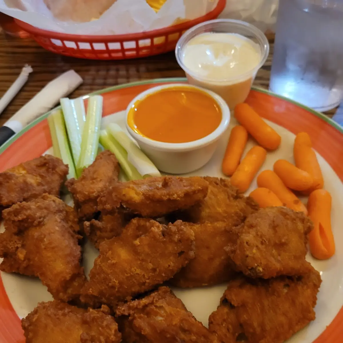 Hot Wings with Sauce on Side