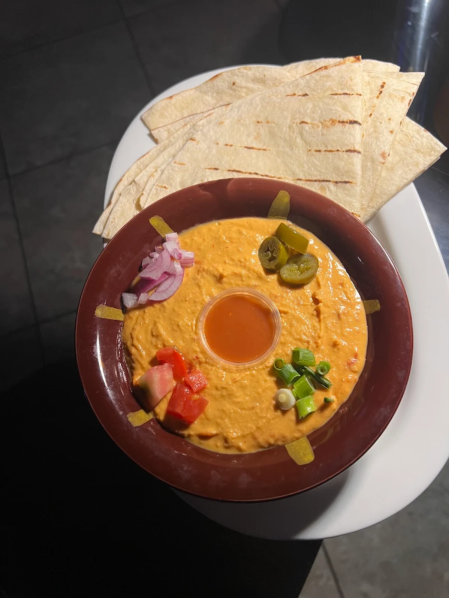 Hummus Pitta, Habibi Lounge