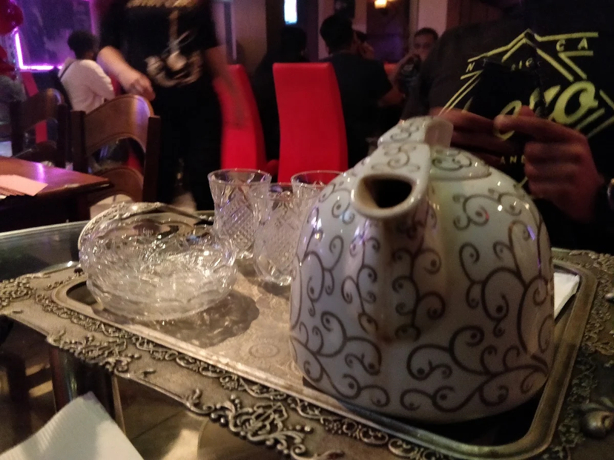 Zafran Tea, Habibi Lounge