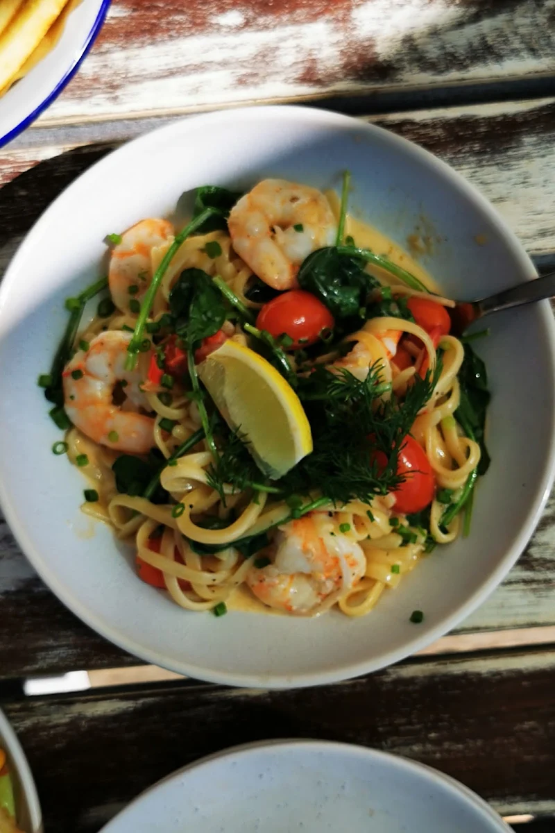 Lemon Prawn Linguine, The Quarters