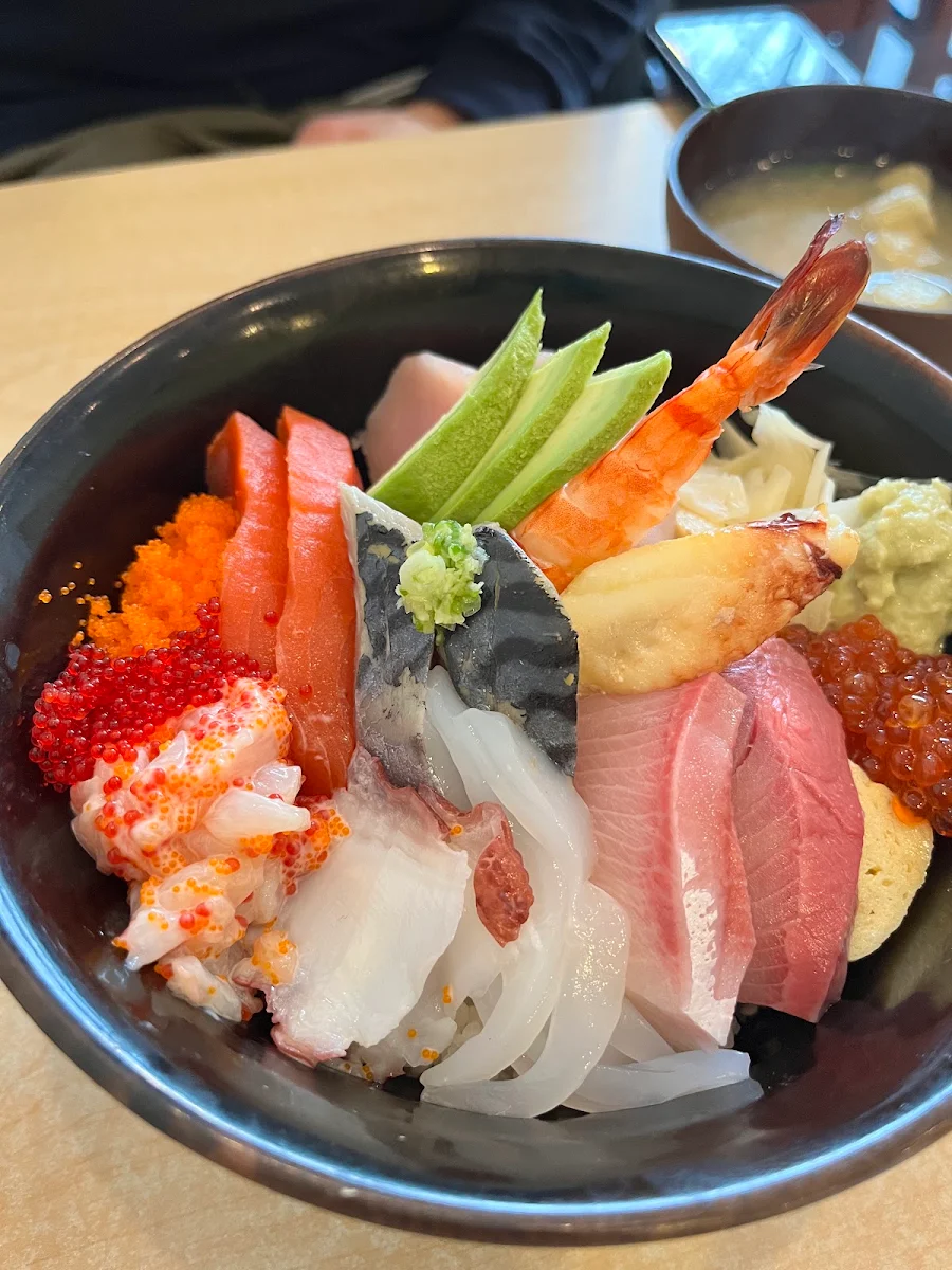 Chirashi Sushi, Yoshida Sushi