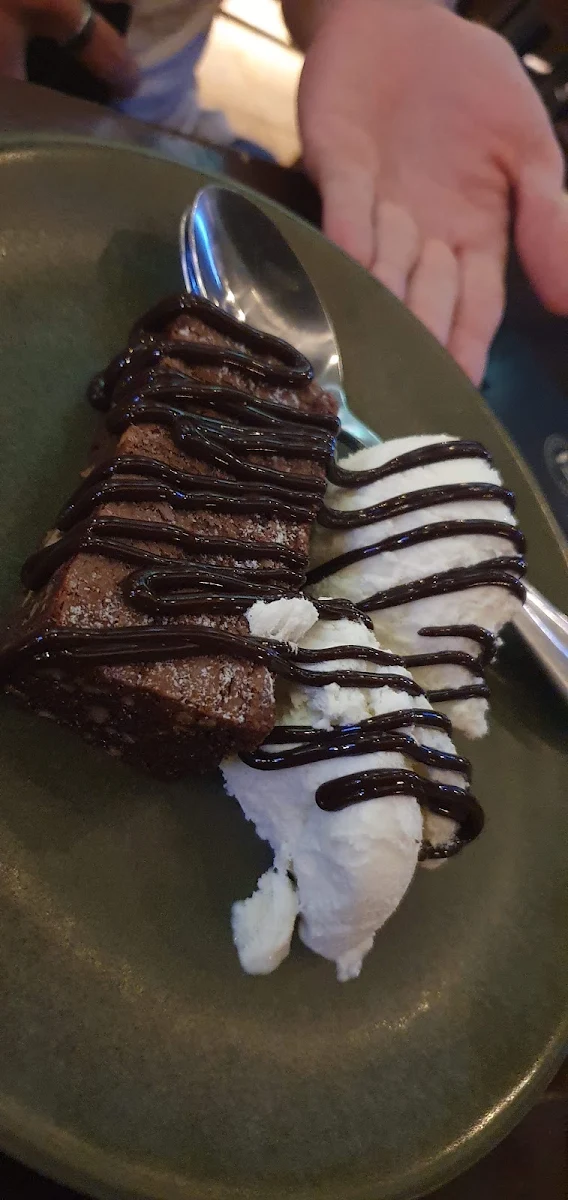 Chocolate Brownie, Finn McCool's Surfers Paradise