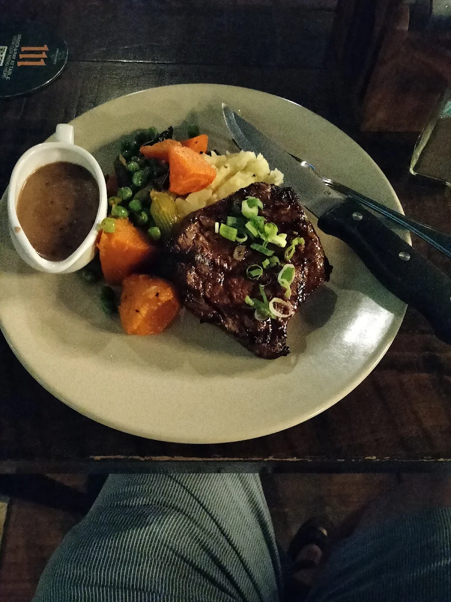 Rump Steak with Vegetables and Mash Potatoes, Finn McCool's Surfers Paradise