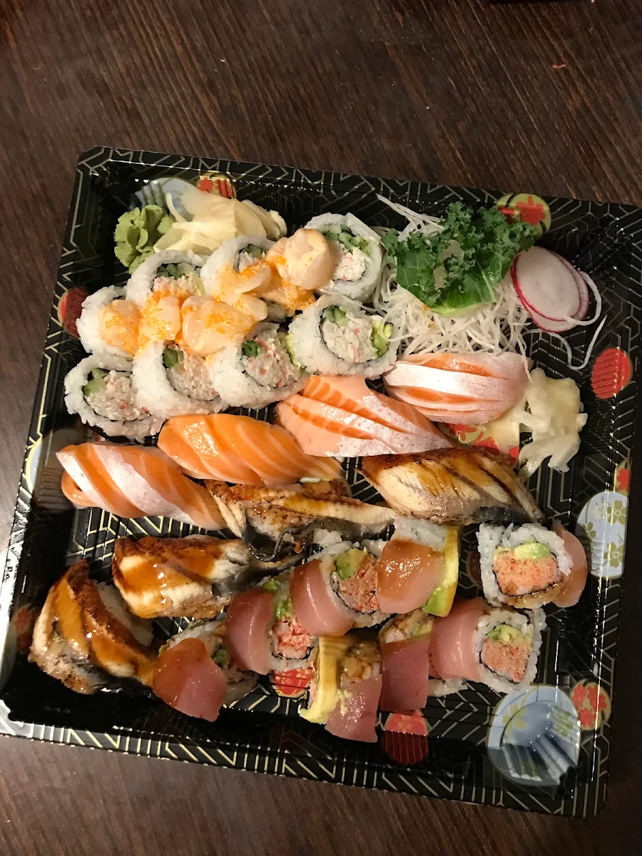 Assorted Sushi, TOGO SUSHI
