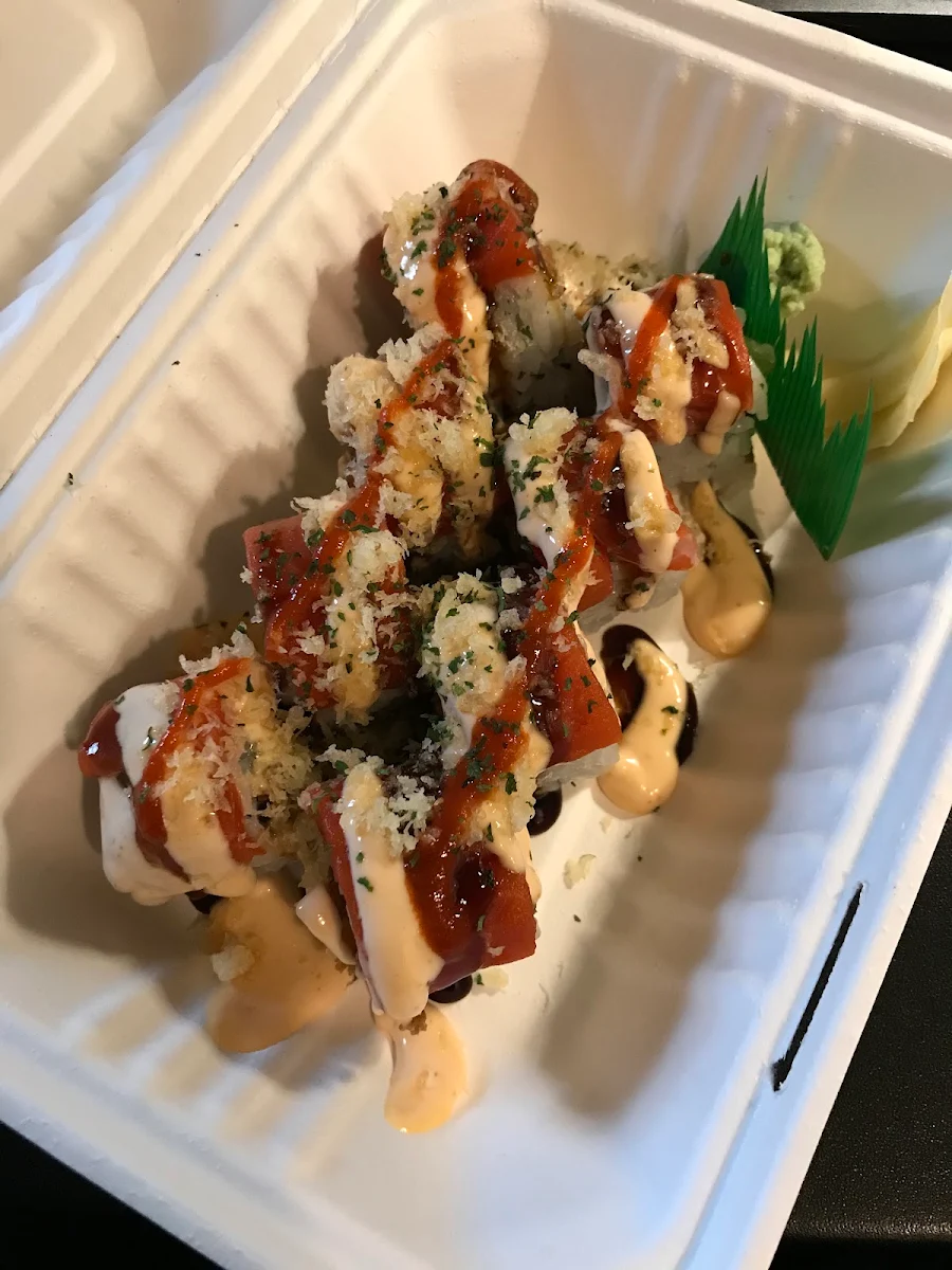 Kamikaze Salmon Roll, TOGO SUSHI