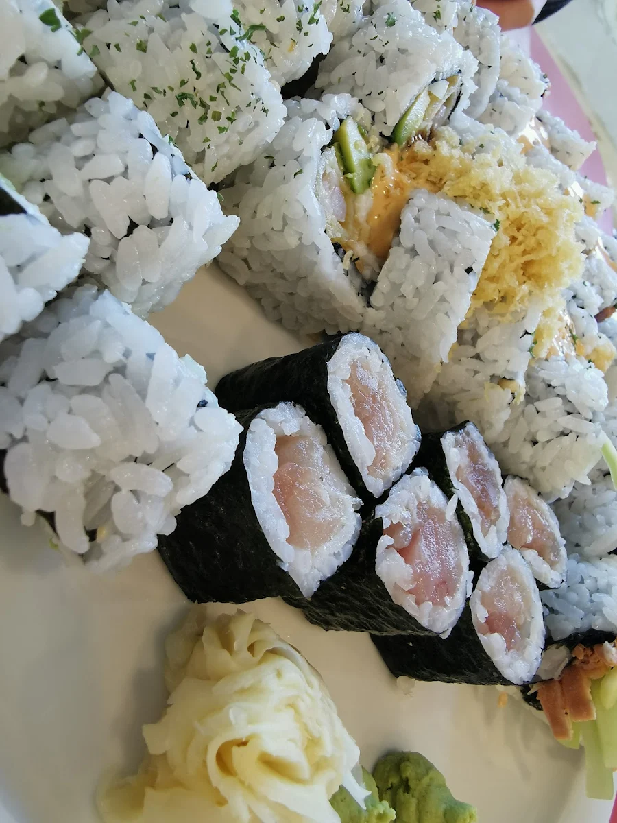 Sushi Rolls, TOGO SUSHI