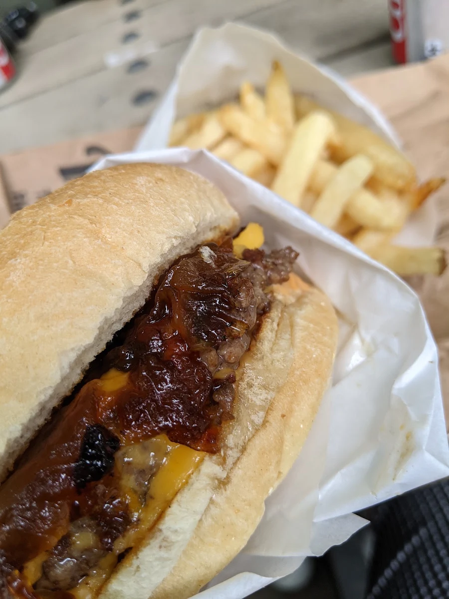 Aloha Burger, Fresh Burger Yonge Street