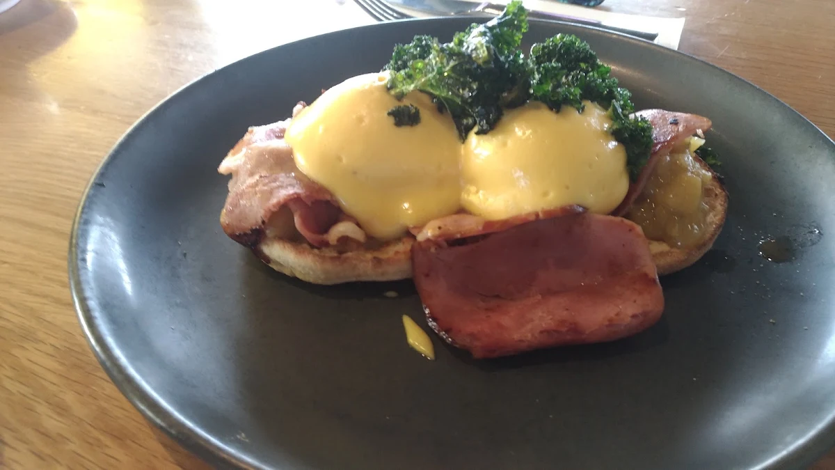 Smoked Salmon Benedict GFO, La Vallee Cafe/Restaurant Essendon