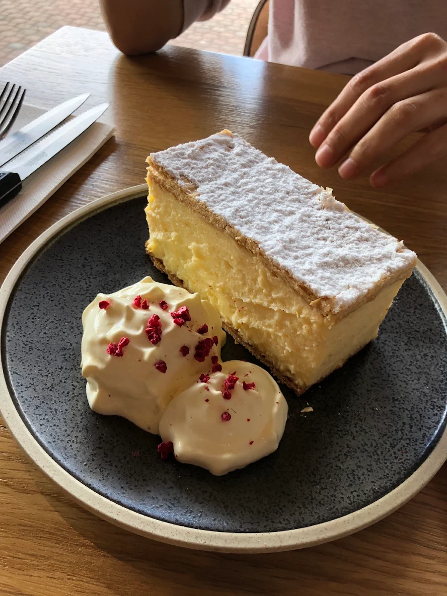 Vanilla Slice, La Vallee Cafe/Restaurant Essendon