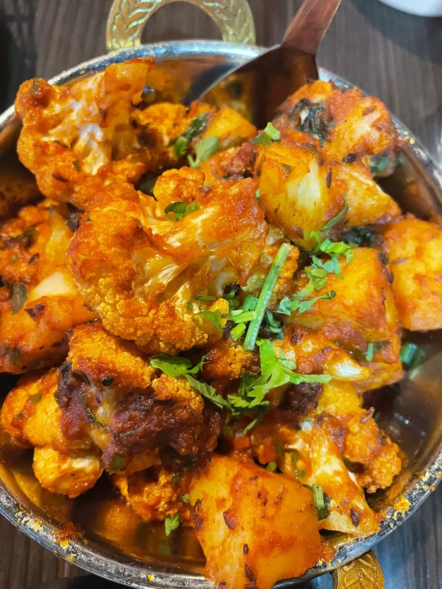 Aloo Gobhi - Half Tray
