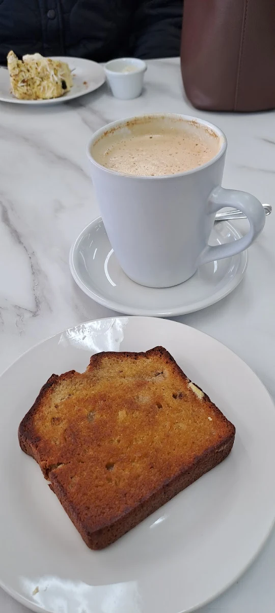 Highlights, Texas Bakery, Cafe and Groceries
