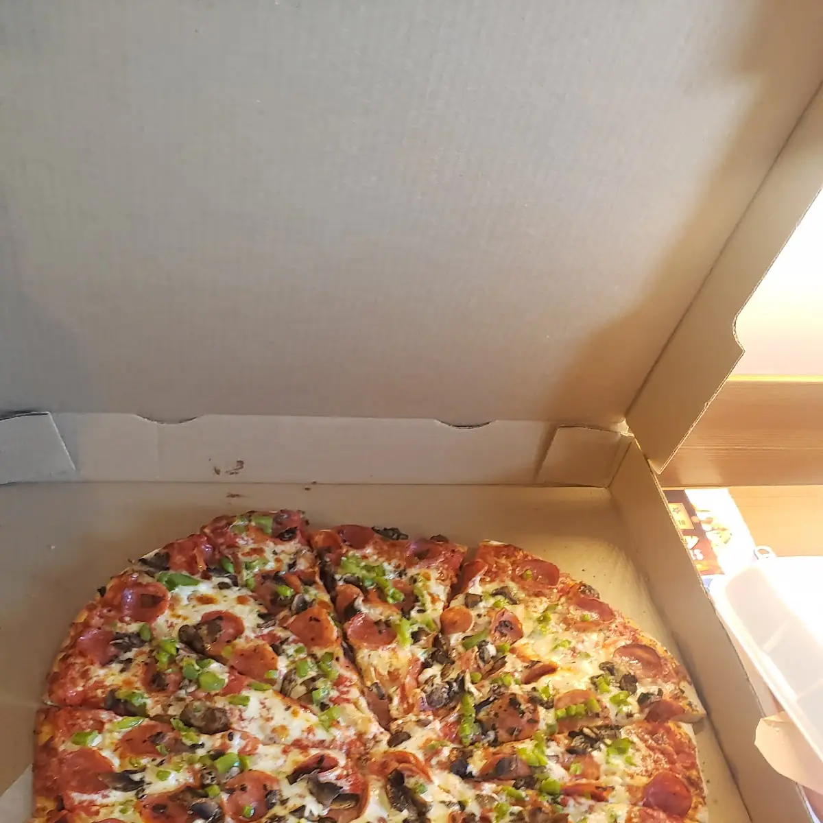 Fratelli's Deluxe Pizza, Fratelli's Kitchen
