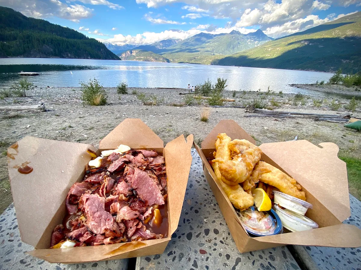 Lake, Chez Serge Takeout