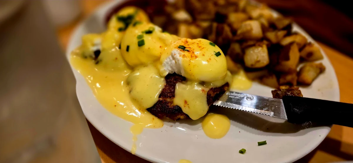 Crab Cake Benedict