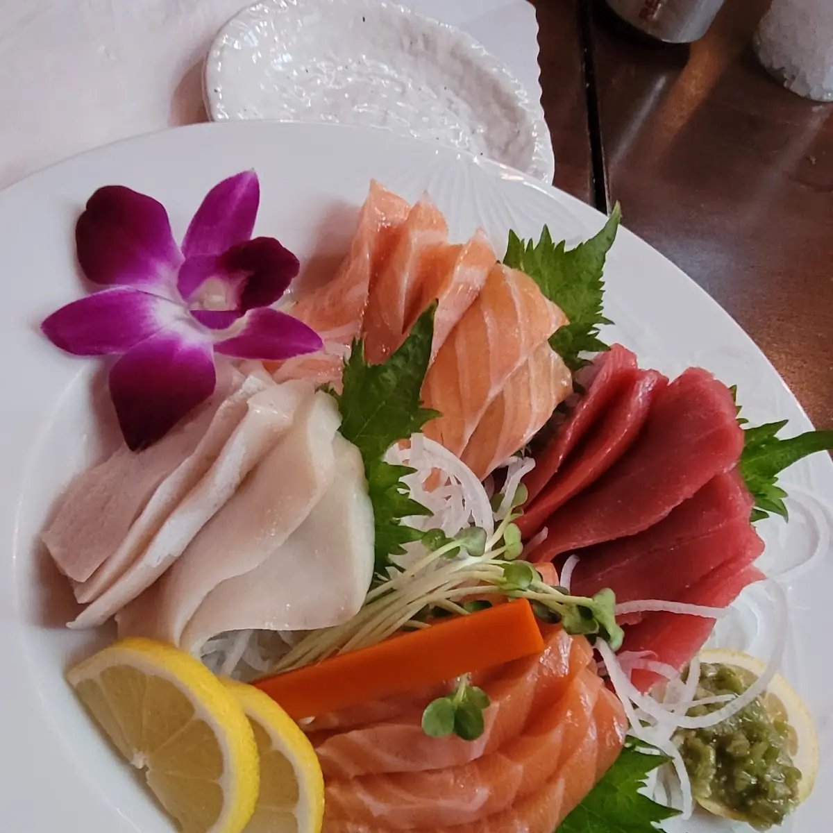 Sashimi Deluxe