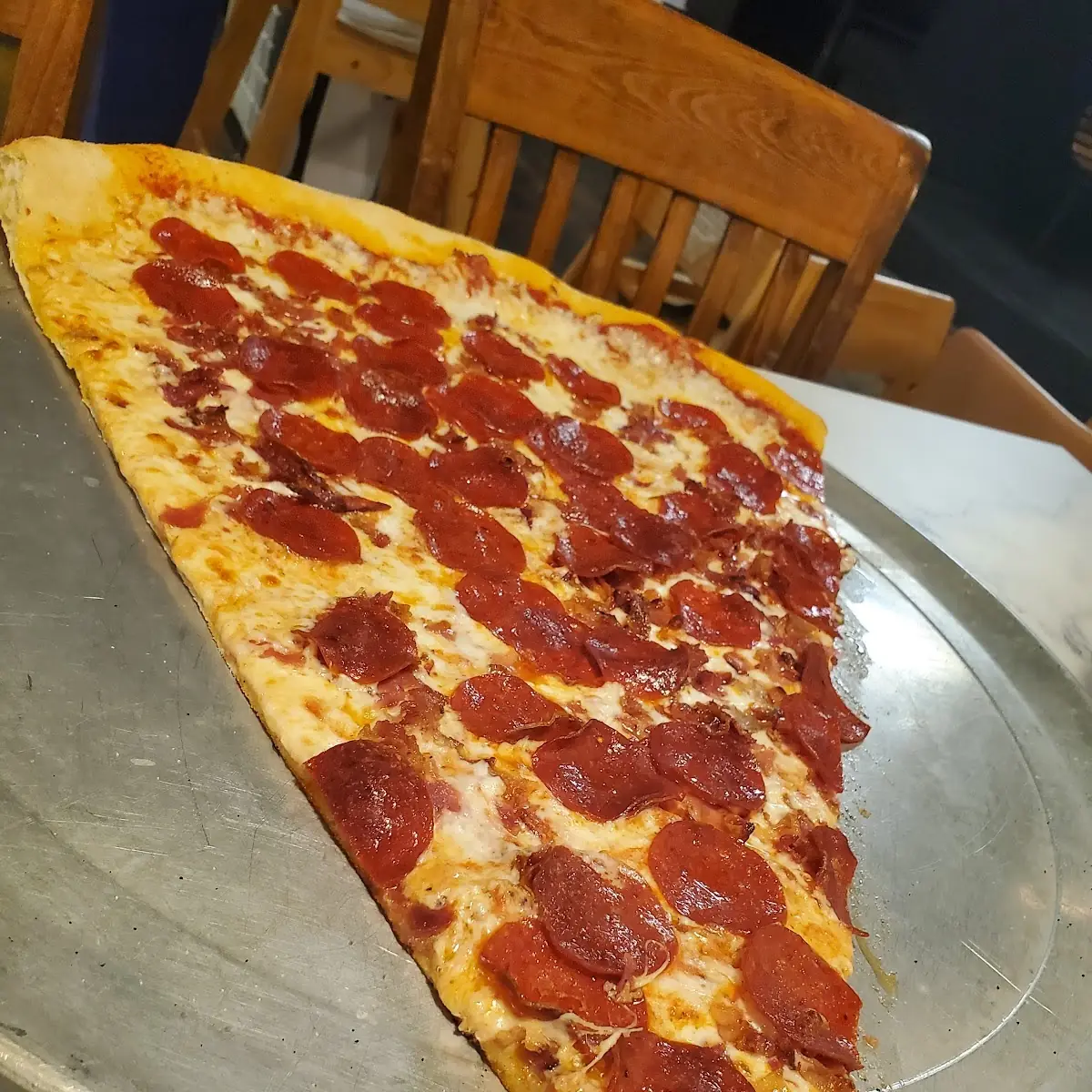 Large Pepperoni Pizza