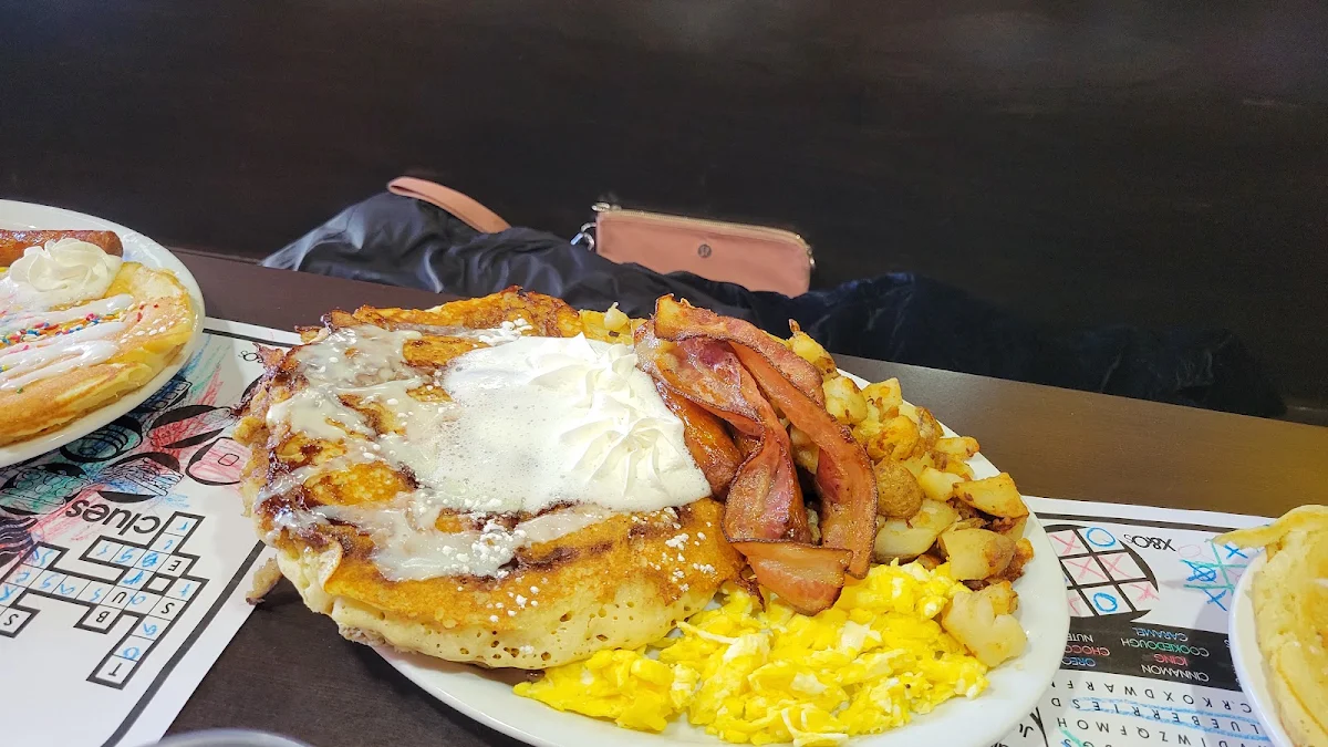 Cinnabon Pancakes