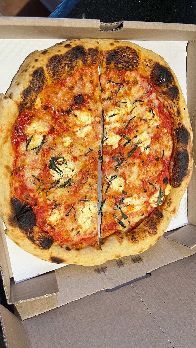 Goat Cheese Pizza, Pizza Nerds (Old Ottawa South)