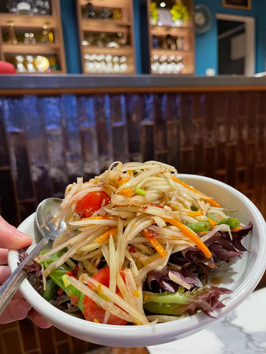 Som Tum Thai, Marigold Thai