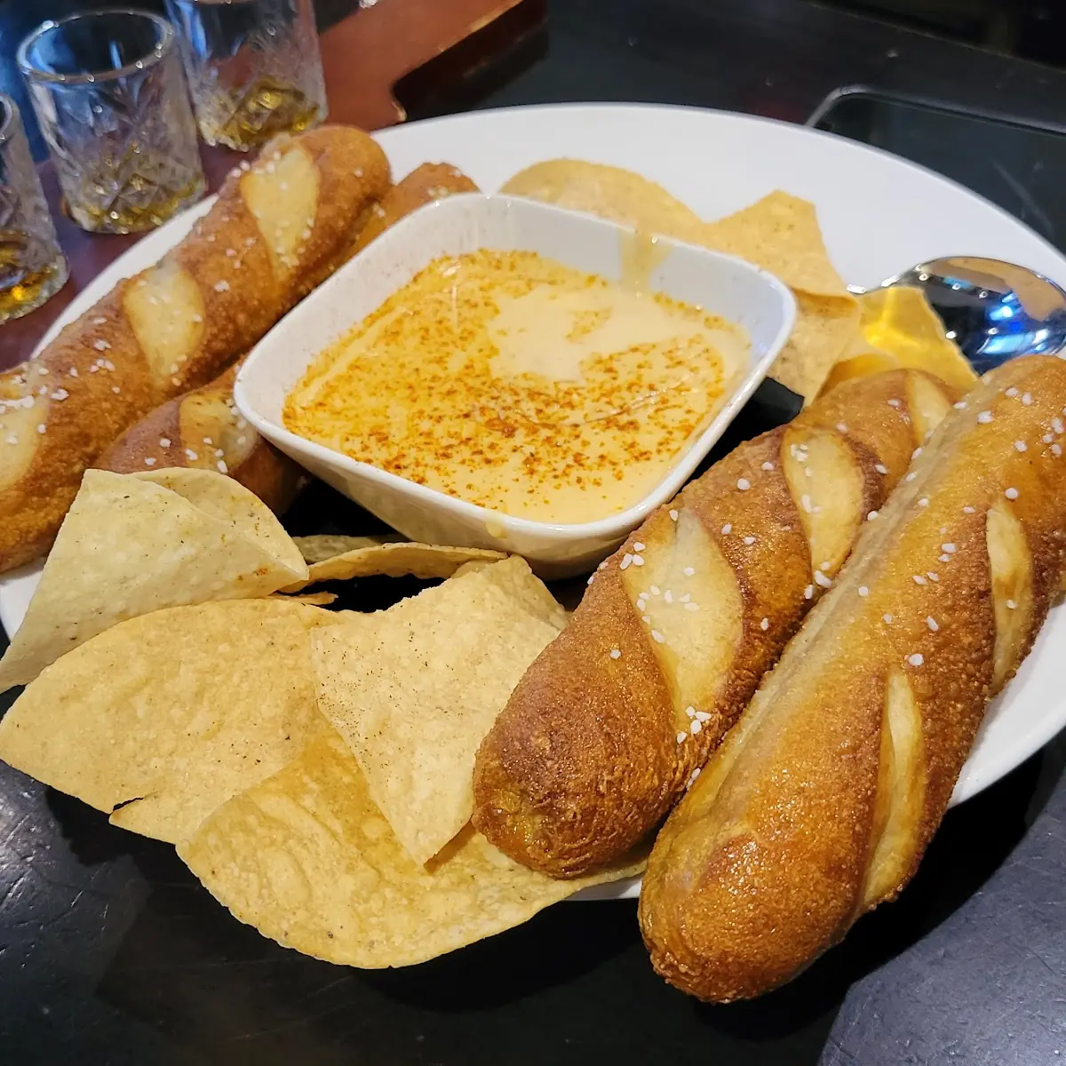 Beer Cheese & Pretzels