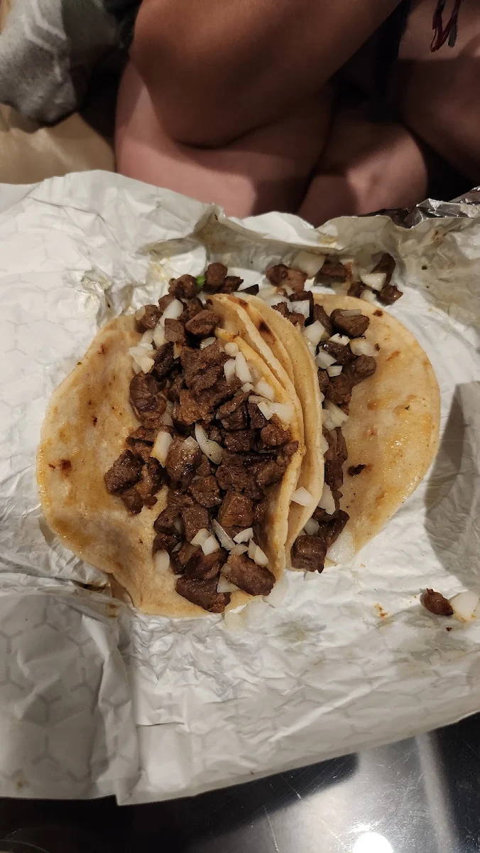 Tacos Con Carne Asada