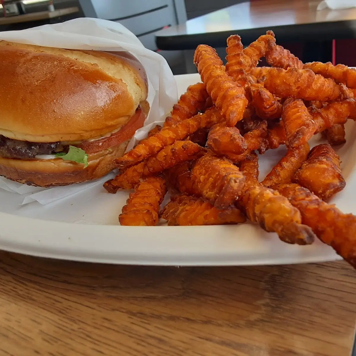 Bomdelilicious Chicken Sandwich