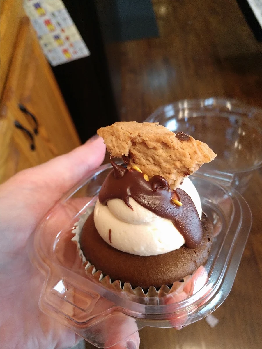 Cookie Dough Cupcake